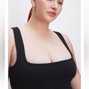 Good American Textured Scrunchie Midi Dress